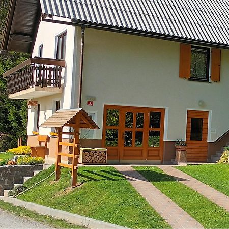 Holiday Home Forest Peace, Lavrovec Hlevni Vrh Buitenkant foto