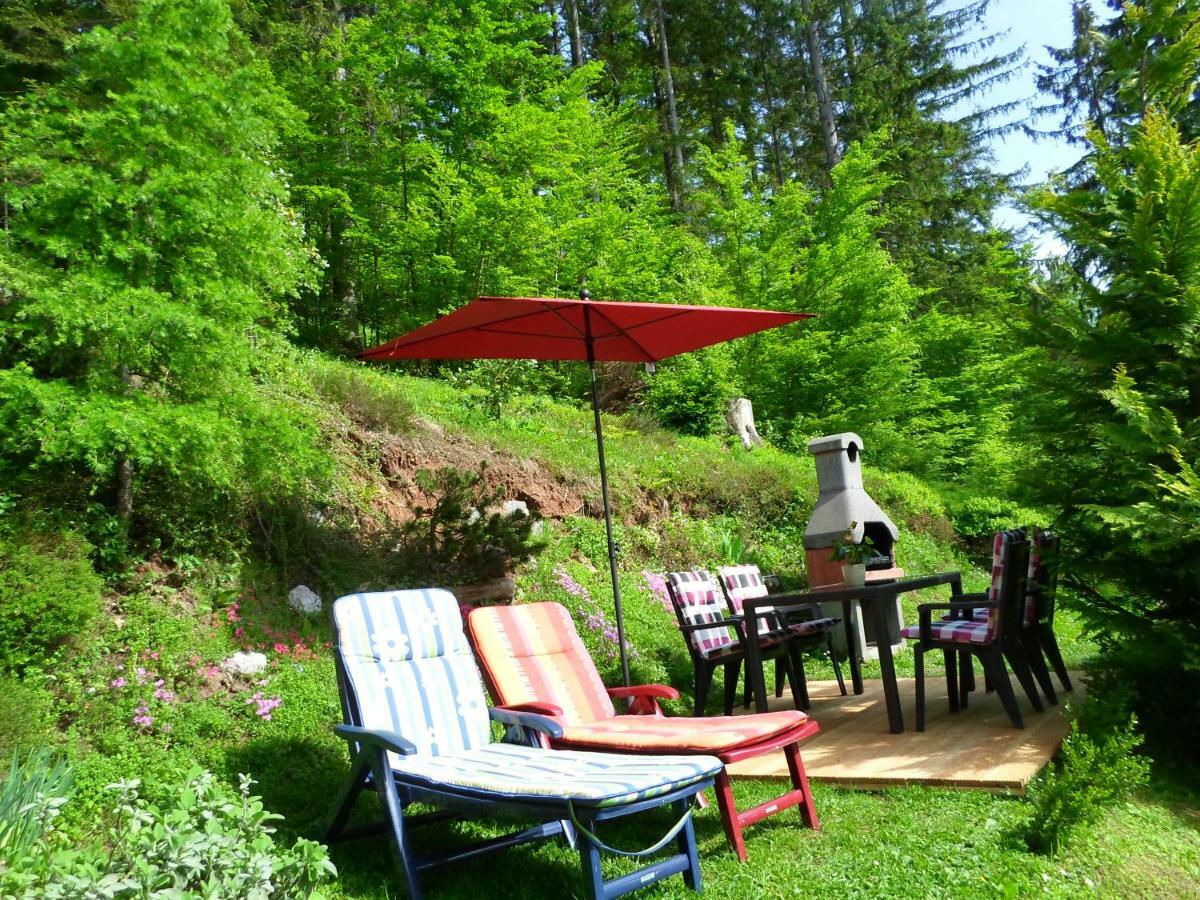 Holiday Home Forest Peace, Lavrovec Hlevni Vrh Buitenkant foto